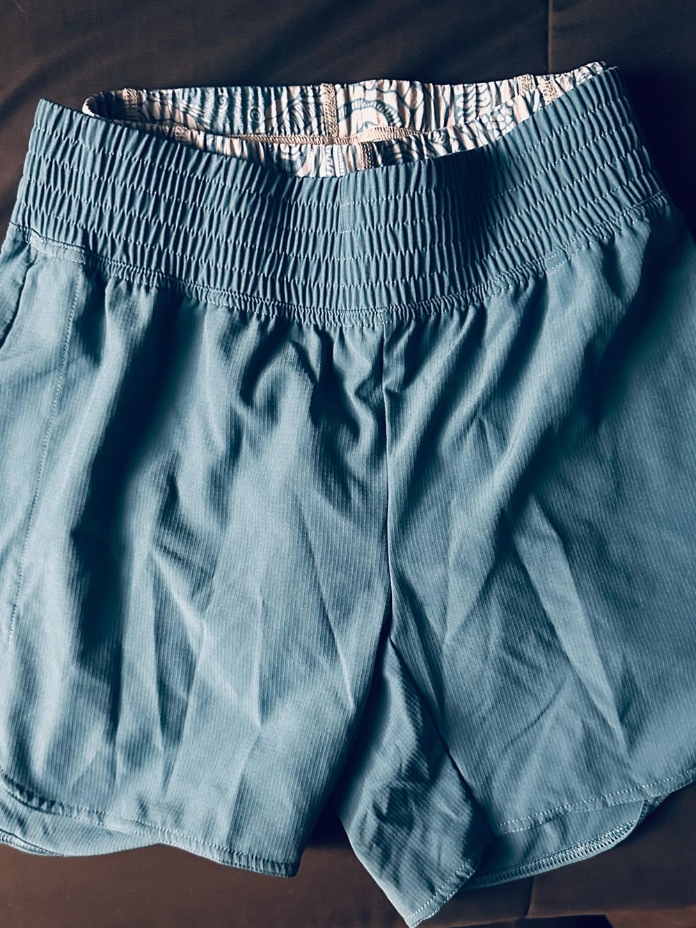 Biker shorts Pearl Izumi Women's Light Blue Smocked Waist